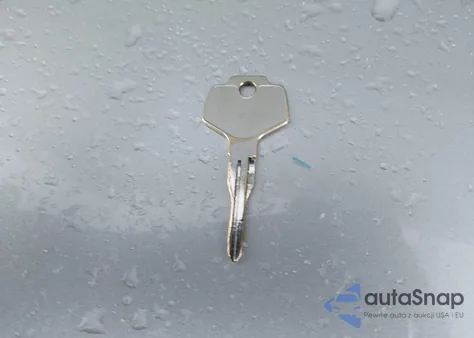 1988 Nissan Pathfinder z USA, uszkodzony, nr VIN JN8HD16Y4JW003660